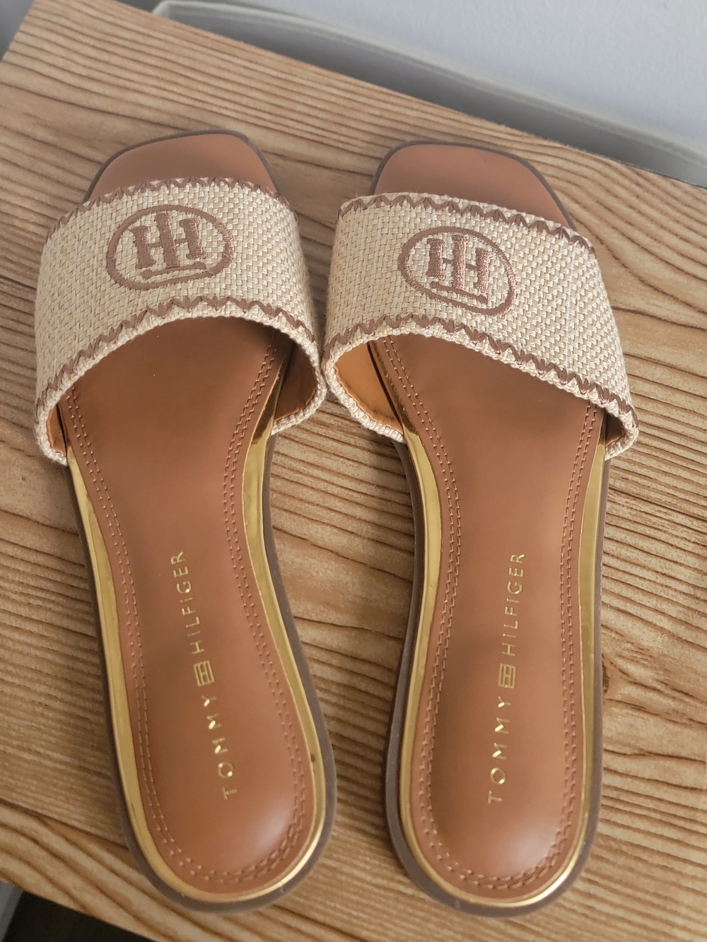 Tommy Hilfiger Natural Raffia Slide Sandals with Tan Footbed